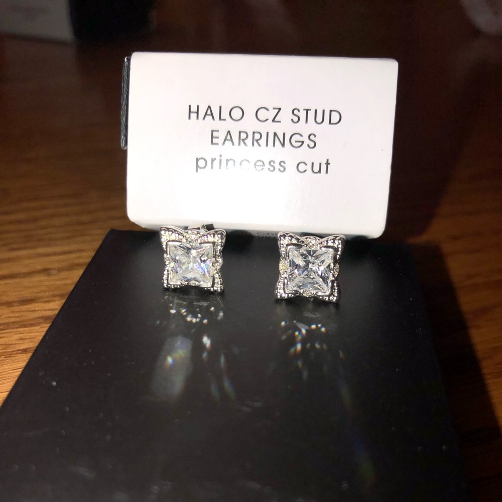 Avon Earrings bundle